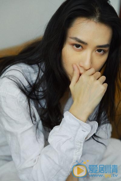 胡潇灵长发写真 胡潇灵高清写真_胡潇灵高清剧照
