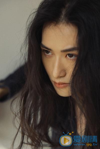 胡潇灵长发写真 胡潇灵高清写真_胡潇灵高清剧照