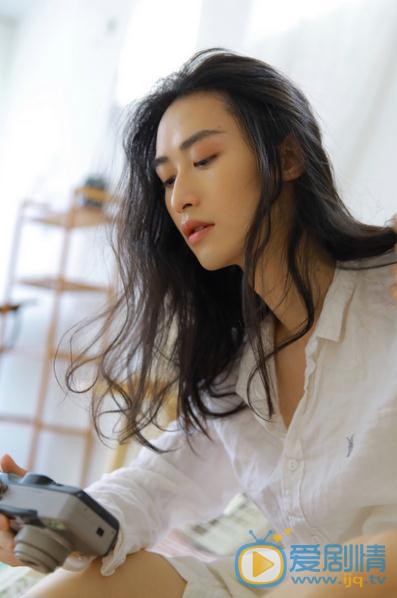 胡潇灵长发写真 胡潇灵高清写真_胡潇灵高清剧照