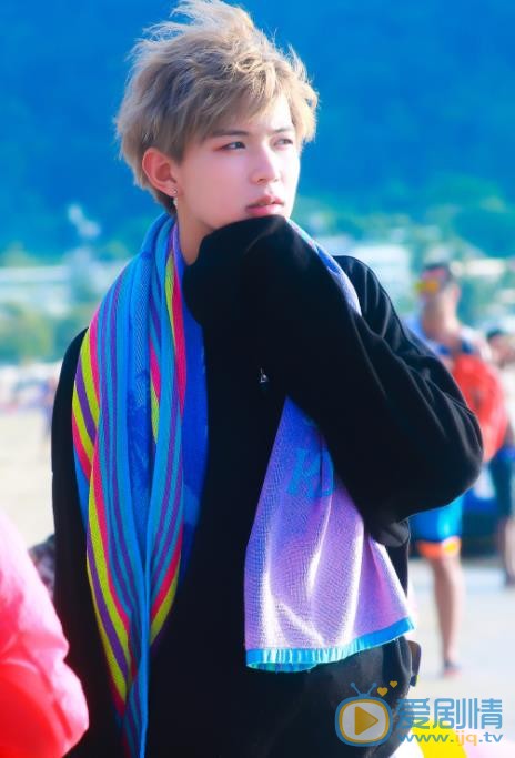 李希侃普吉岛拍摄照 李希侃高清写真_李希侃高清剧照