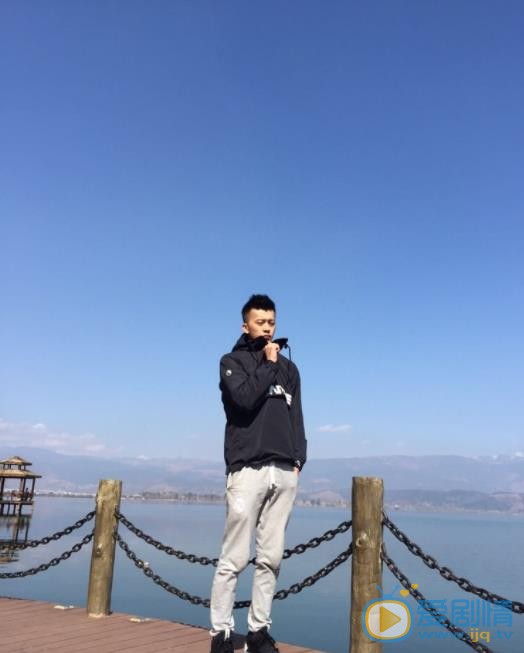 李九霄游客照 李九霄高清写真_李九霄高清剧照