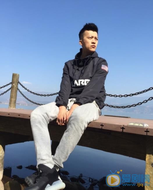 李九霄游客照 李九霄高清写真_李九霄高清剧照