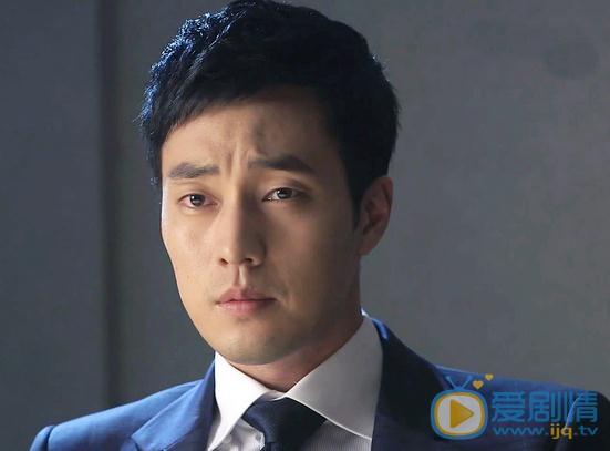 苏志燮《幽灵》剧照 苏志燮高清写真_苏志燮高清剧照