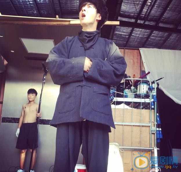 李昕亮《武动乾坤》剧照 李昕亮片场照