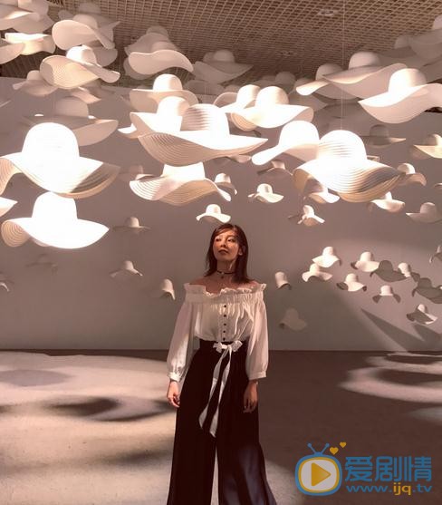 陈烁文艺写真 陈烁高清写真_陈烁高清剧照