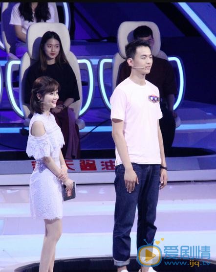 陈烁《一站到底》主持照 陈烁高清写真_陈烁高清剧照