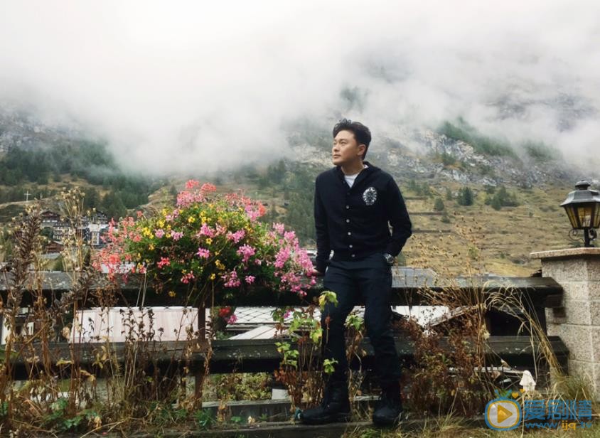 萧正楠户外旅行 萧正楠高清写真_萧正楠高清剧照