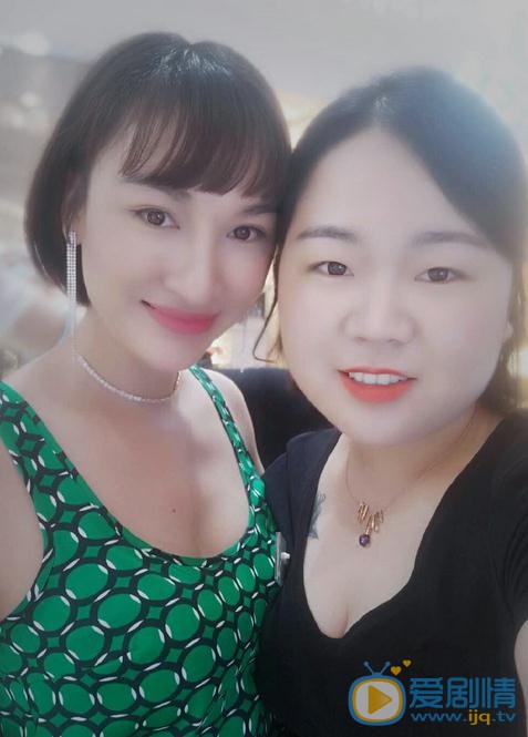 江佳桐与人合照 江佳桐高清写真_江佳桐高清剧照