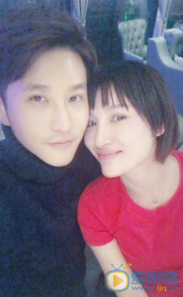 江佳桐与人合照 江佳桐高清写真_江佳桐高清剧照