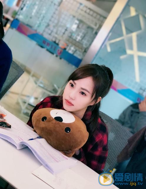 你和我的倾城时光程美子是谁演的？程美子扮演者文予琪个人资料、写真及生活照欣赏