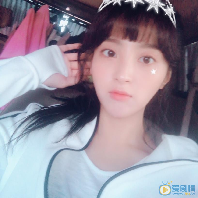 郑惠成自拍照 郑惠成高清写真_郑惠成高清剧照
