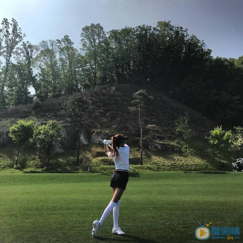 郑惠成户外写真 郑惠成高清写真_郑惠成高清剧照