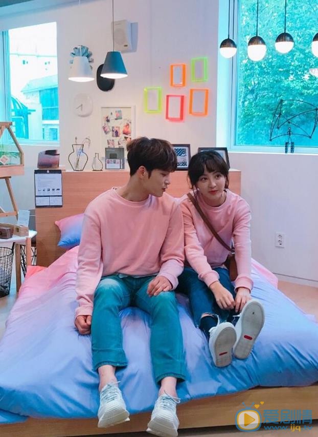 郑惠成KillMeHealMe剧照 KillMeHealMe剧照