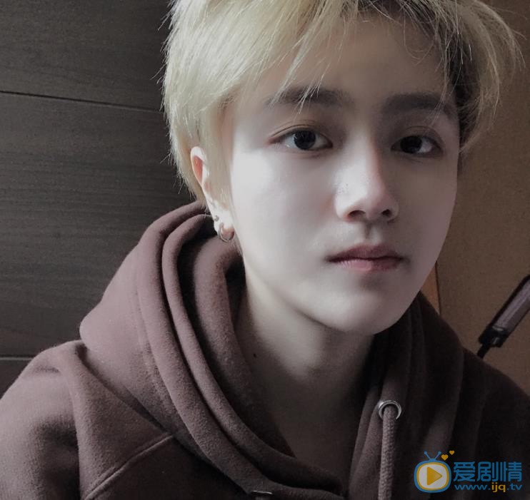 叶禹含素颜生活照 叶禹含高清写真_叶禹含高清剧照