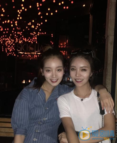麦童与人合照 麦童高清写真_麦童高清剧照