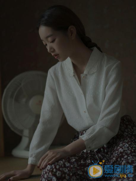 麦童黑白写真 麦童高清写真_麦童高清剧照