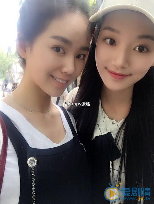 麦童与人合照 麦童高清写真_麦童高清剧照