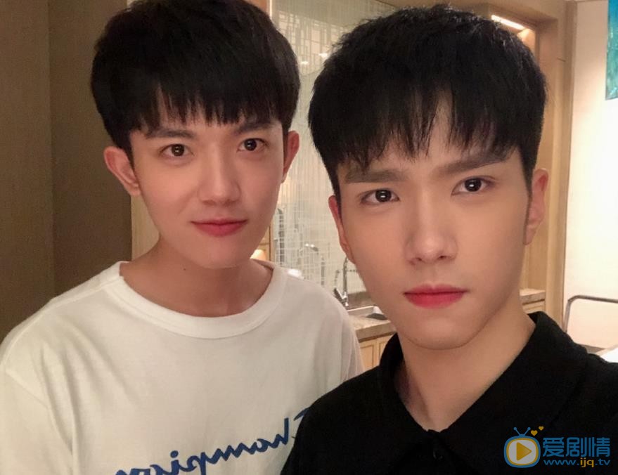 李明德明星合照 李明德高清写真_李明德高清剧照