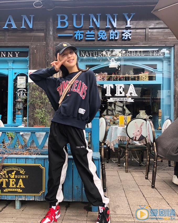 顾语涵街拍照 街拍照