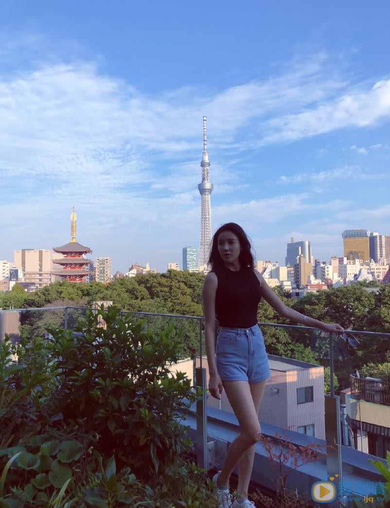 刘凌菱街拍照 刘凌菱高清写真_刘凌菱高清剧照