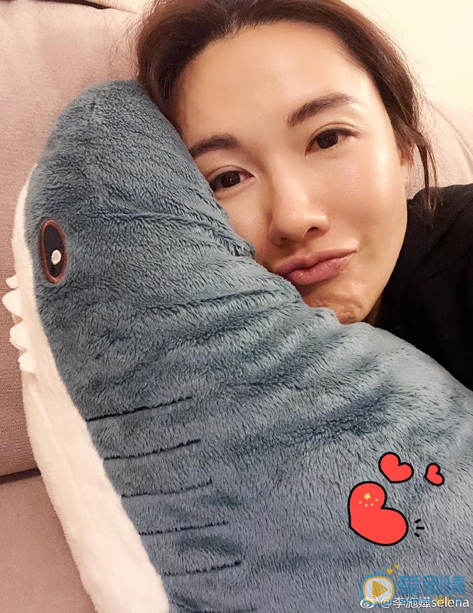 李施嬅自拍照 李施嬅高清写真_李施嬅高清剧照