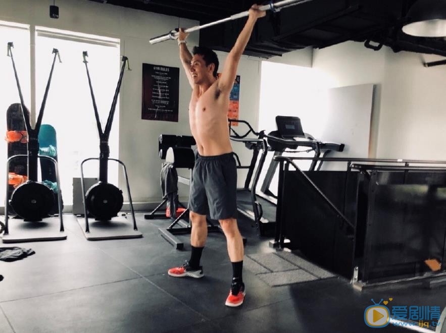 杨森健身运动照 杨森高清写真_杨森高清剧照