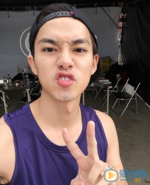 李唯枫自拍照 李唯枫高清写真_李唯枫高清剧照