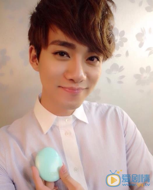 李唯枫自拍照 李唯枫高清写真_李唯枫高清剧照