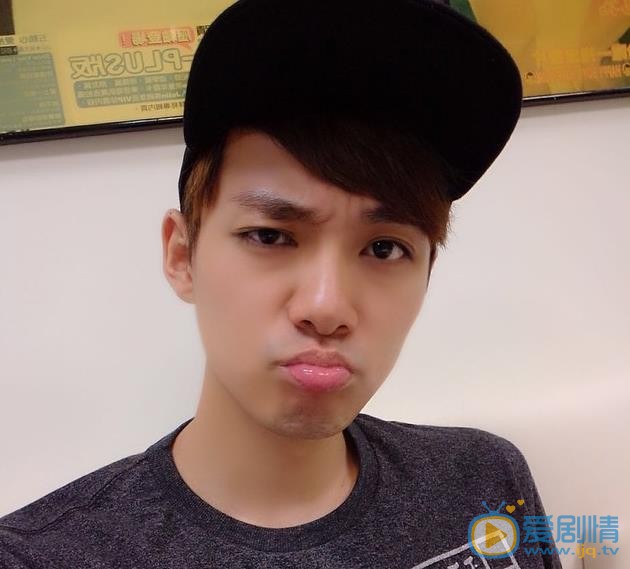 李唯枫自拍照 李唯枫高清写真_李唯枫高清剧照