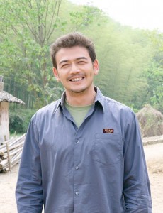 雷东宝