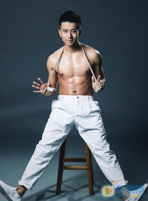 火王之破晓之战帝昀是谁演的？帝昀扮演者孙绍龙个人资料、写真及生活照欣赏