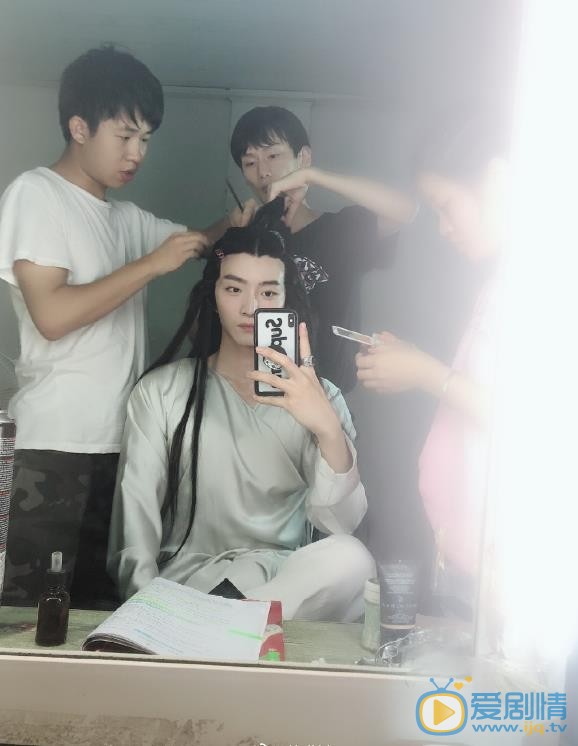 黄甫桀片场照 黄甫桀高清写真_黄甫桀高清剧照
