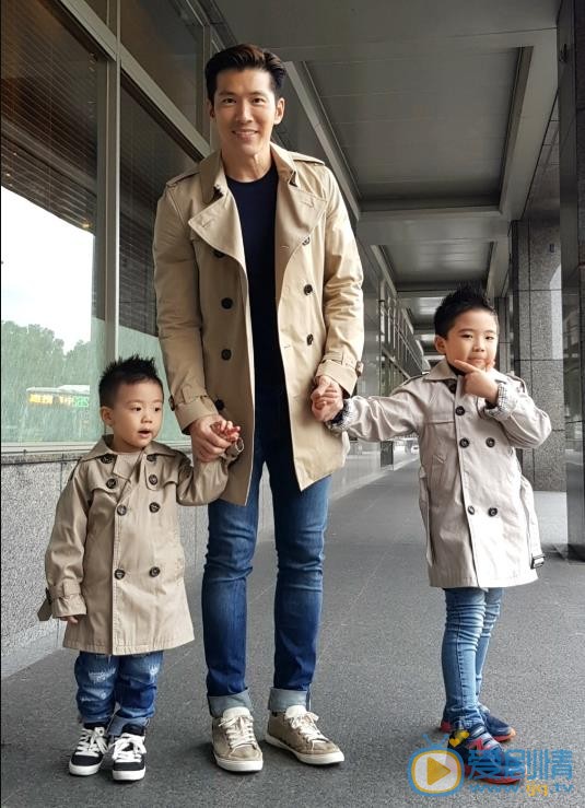 黄少祺亲子照 黄少祺高清写真_黄少祺高清剧照