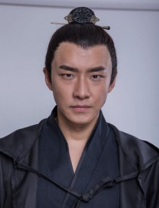 上官孬