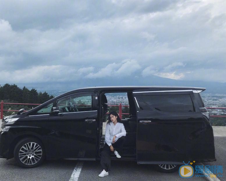 洪潇旅游照 洪潇高清写真_洪潇高清剧照