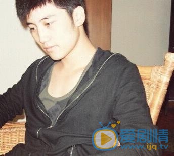张耀宇自拍照 张耀宇高清写真_张耀宇高清剧照