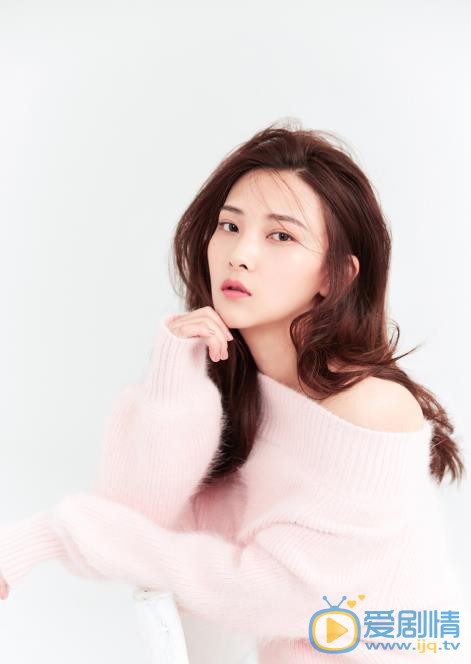 火王之破晓之战裴珞倾是谁演的？裴珞倾扮演者柏安个人资料、写真及生活照欣赏