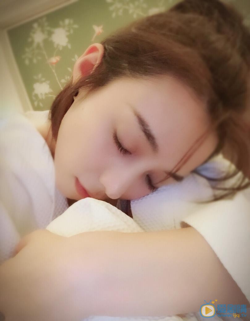 郝文婷自拍照 郝文婷高清写真_郝文婷高清剧照