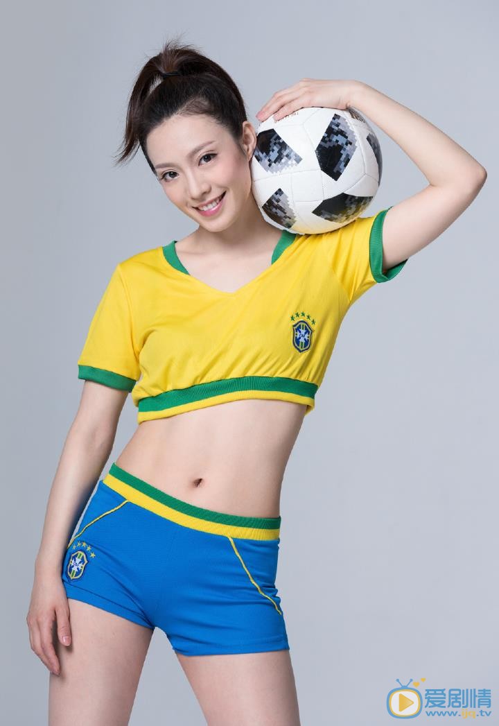 郝文婷足球宝贝写真 郝文婷高清写真_郝文婷高清剧照