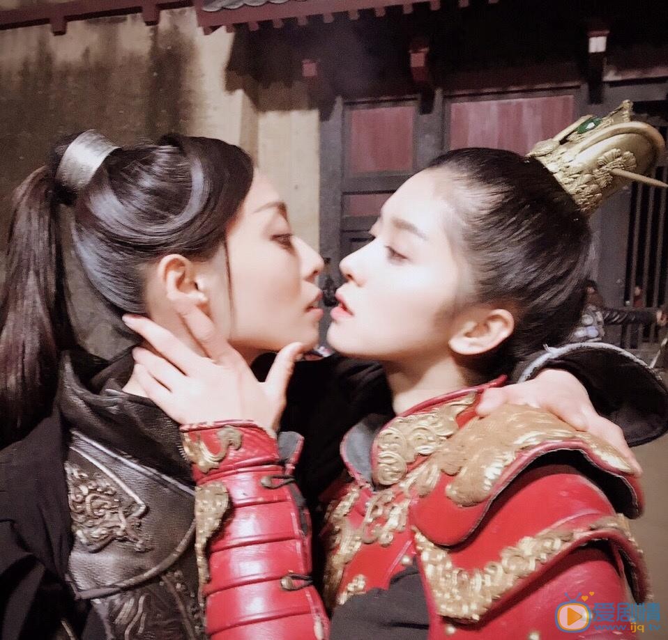 郝文婷与人合照 郝文婷高清写真_郝文婷高清剧照