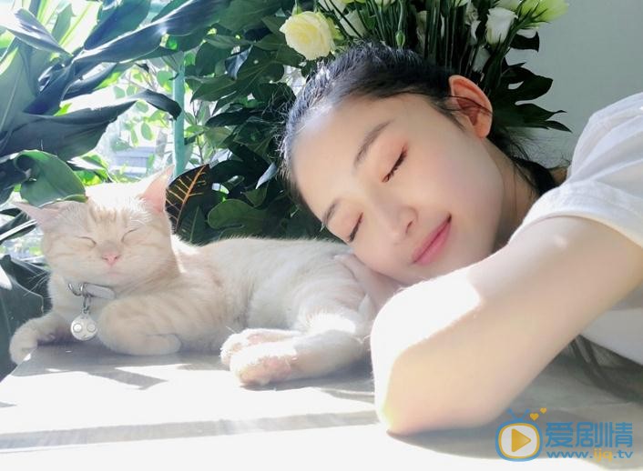 康可人生活照 康可人高清写真_康可人高清剧照