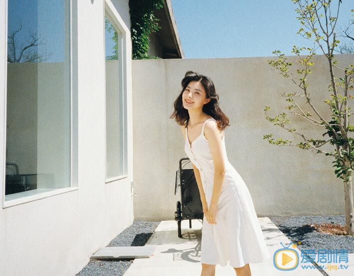 王艺甜白色写真 王艺甜高清写真_王艺甜高清剧照
