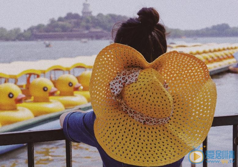 王艺甜牛仔写真 王艺甜高清写真_王艺甜高清剧照