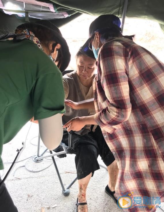 萨日娜片场照 萨日娜高清写真_萨日娜高清剧照
