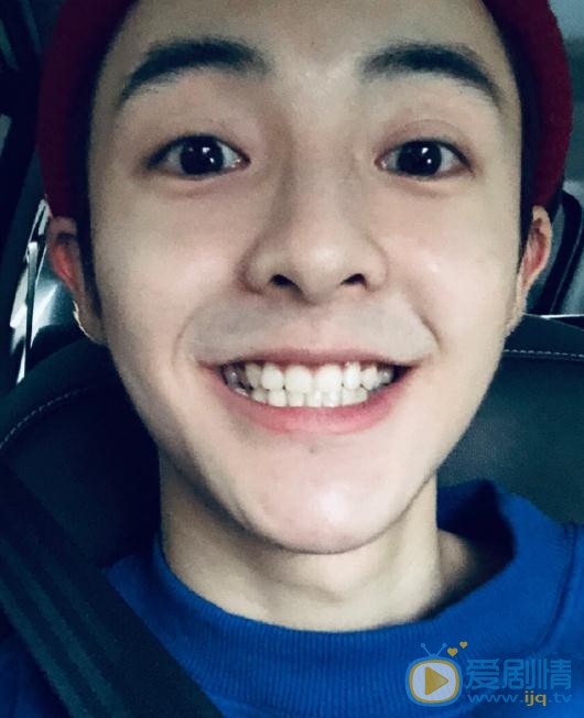 管栎生活照 管栎高清写真_管栎高清剧照