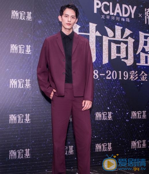 邓尚活动照 邓尚高清写真_邓尚高清剧照