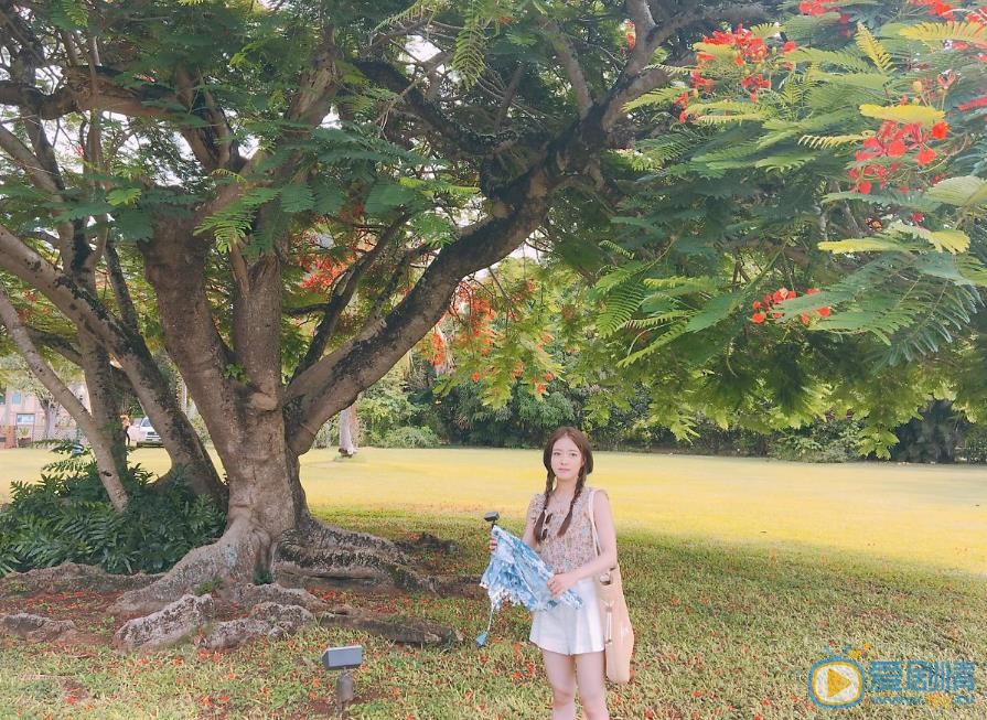 李世英户外写真 李世英高清写真_李世英高清剧照