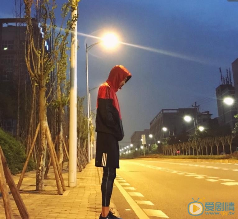 张皓承生活照 张皓承高清写真_张皓承高清剧照