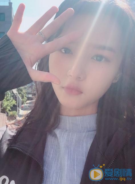 马玉灵生活照 马玉灵高清写真_马玉灵高清剧照