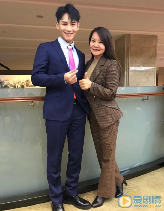 彭凌活动照 彭凌高清写真_彭凌高清剧照